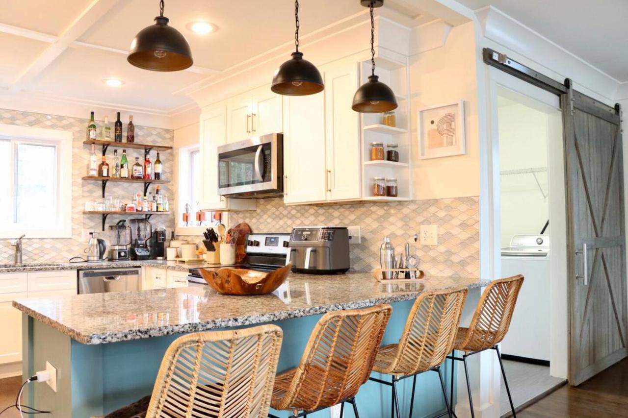 The Monopoly House - Your Ideal Retreat In The Heart Of 亚特兰大 外观 照片